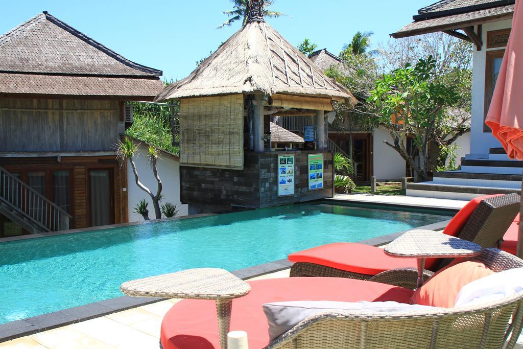 Jennys Place Hotel Nusa Lembongan  Exterior photo