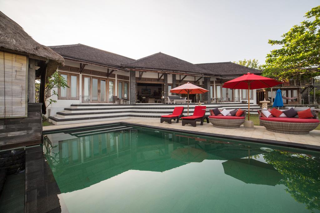 Jennys Place Hotel Nusa Lembongan  Exterior photo