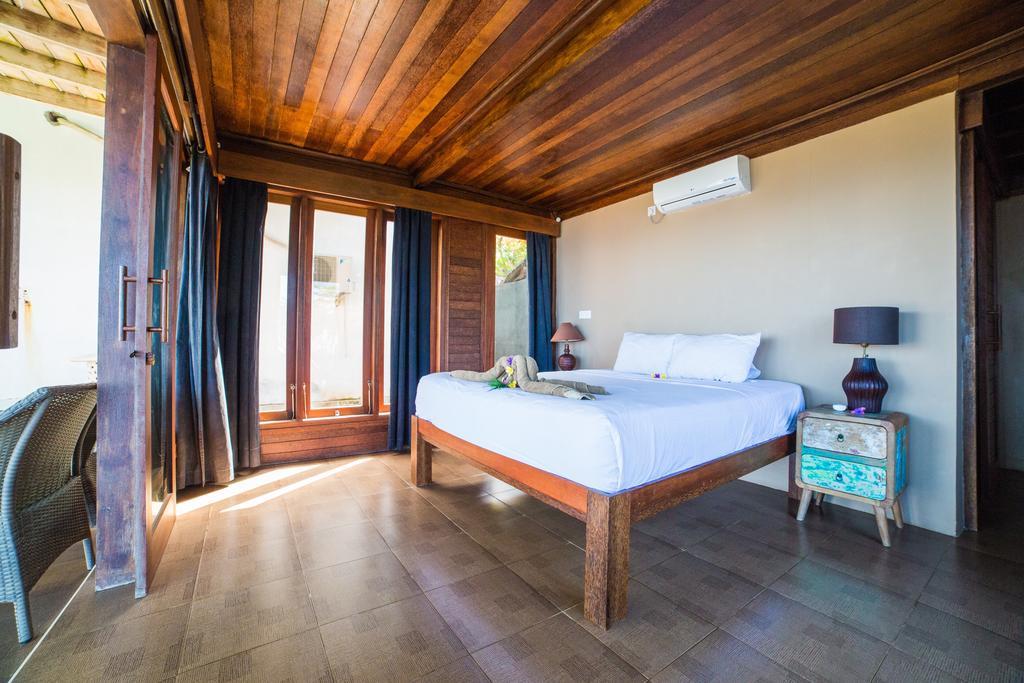Jennys Place Hotel Nusa Lembongan  Exterior photo